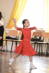 Ищу партнера по бальным танцам - Мария